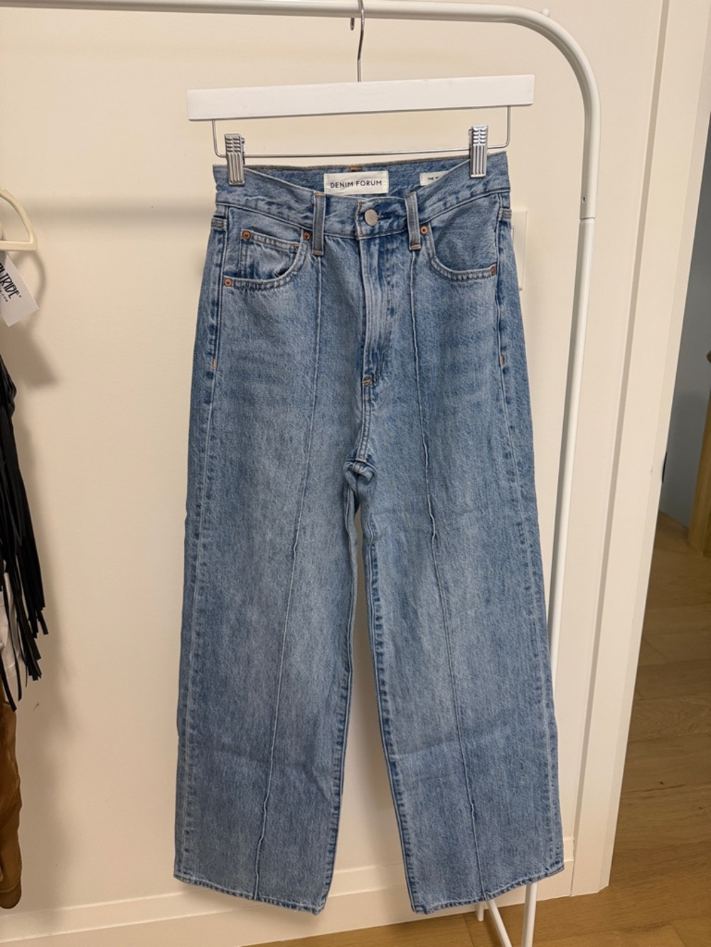 Denim forum 90s tailored hi-rise